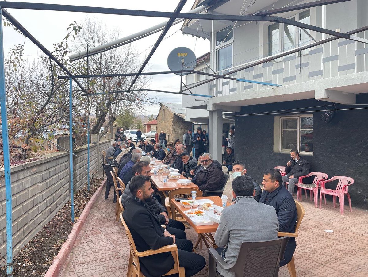 GemerekAk's tweet photo. Geçtiğimiz Günlerde Kaybettiğimiz Kıbrıs Gazimiz Ömer YILMAZ Amcamız için Okutulun Mevlidde Katılım Sağladık.Allah Rahmet Eylesin Mekanı Cennet Olsun https://t.co/M4RRuo6s9v