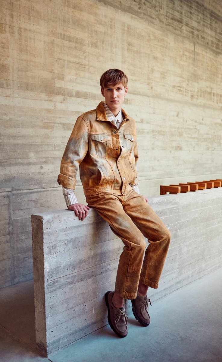 DAVID CATALAN unveiled its Fall/Winter 2021 campaign starring German Voronin shot by Dulce Daniel with art direction by Paulo Cravo <a href="/_DavidCatalan/">David Catalan</a> fuckingyoung.es/david-catalan-…