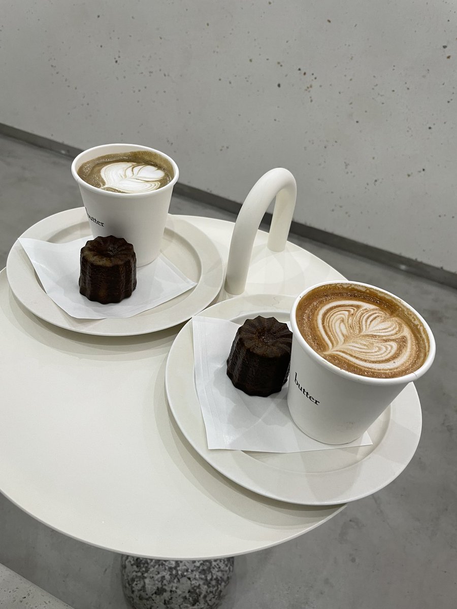 tyt_0303's tweet photo. 久しぶりにカフェ活 🐾
ちょ��とカリカリなカヌレが絶品💡

#Butter #中野カフェ https://t.co/fXVckBBPPy
