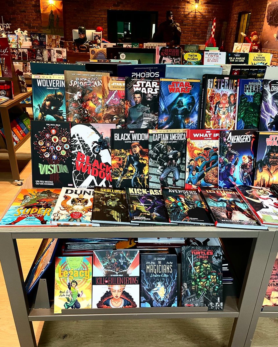 9artLibrairie's tweet photo. BOOM! 💥

La sortie du dernier film @marvel « Eternels » est une excellente occasion de découvrir les comics éponymes.
Vous les retrouverez dans notre magasin aux côtés des DC comics et bien plus encore 🦸🏻‍♂️ https://t.co/9fraiYD15q