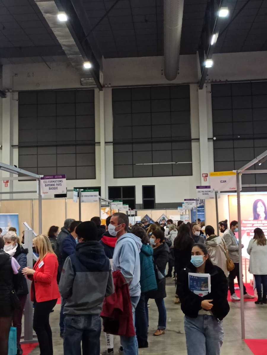 L'Etudiant Salons (@letudiantsalon) on Twitter photo Le Salon de <a href="/letudiant/">l'Etudiant</a> du Pays Basque bat son plein et vous accueille :
📌à la Halle d'Iraty @HalleIraty à Biarritz
⏰jusqu'à 17h
🎫invitation gratuite et obligatoire via bit.ly/3p41drI
<a href="/education_gouv/">Ministère Éducation nationale</a> @Chronoplus_Info Le Salon de <a href="/letudiant/">l'Etudiant</a> du Pays Basque bat son plein et vous accueille :
📌à la Halle d'Iraty @HalleIraty à Biarritz
⏰jusqu'à 17h
🎫invitation gratuite et obligatoire via bit.ly/3p41drI
<a href="/education_gouv/">Ministère Éducation nationale</a> @Chronoplus_Info
