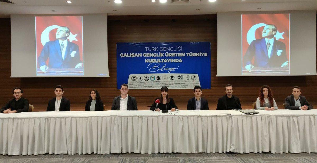 #CANLI | Ülkemizi ekonomik zorluklardan çıkarmak için yol haritamızı açıklıyoruz.

Türk gençliği 25 Aralık'ta "Çalışan Gençlik Üreten Türkiye Kurultayında" buluşuyor. 🇹🇷

Canlı yayını izlemek için⤵️
youtube.com/watch?v=_Samxa…