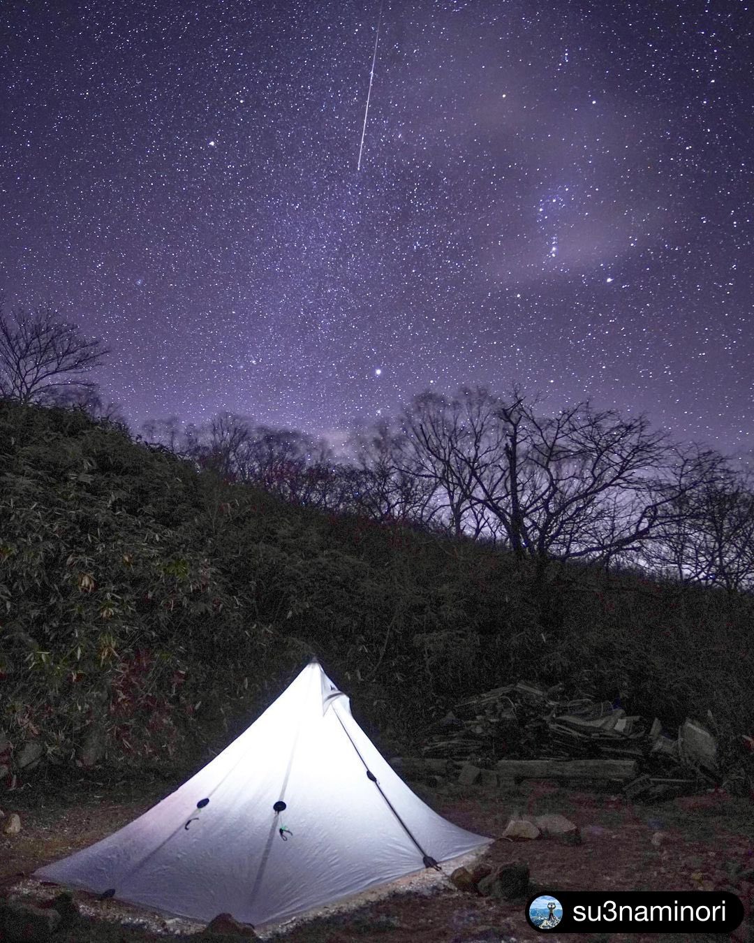 Locus Gear A Great Starry Sky And A Shooting Star Twinkled High Above The Camping Scene With Khufu Dcf B At Sandogoya Onsen Camping Ground Thanks Repost From Su3naminori 流れてくれたと思ったらオリオンに雲かかってるし
