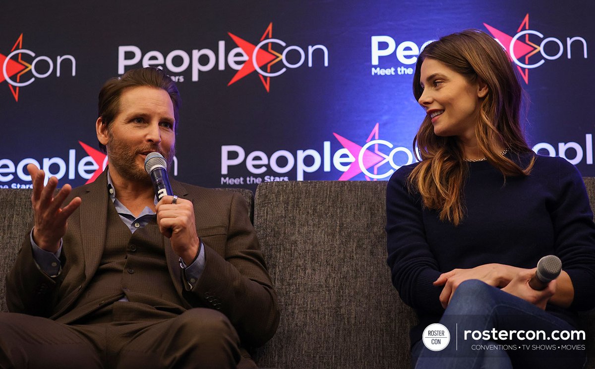RosterCon's tweet photo. #Twilight - Peter Facinelli &amp; Ashley Greene étaient réunis pour un panel durant la #EternalCon. Les photos seront à retrouver bientôt sur notre site ;) // Peter &amp; Ashley were on stage together during the Eternal Con. Pictures will be available soon on our website ;) https://t.co/BicL1VZf98