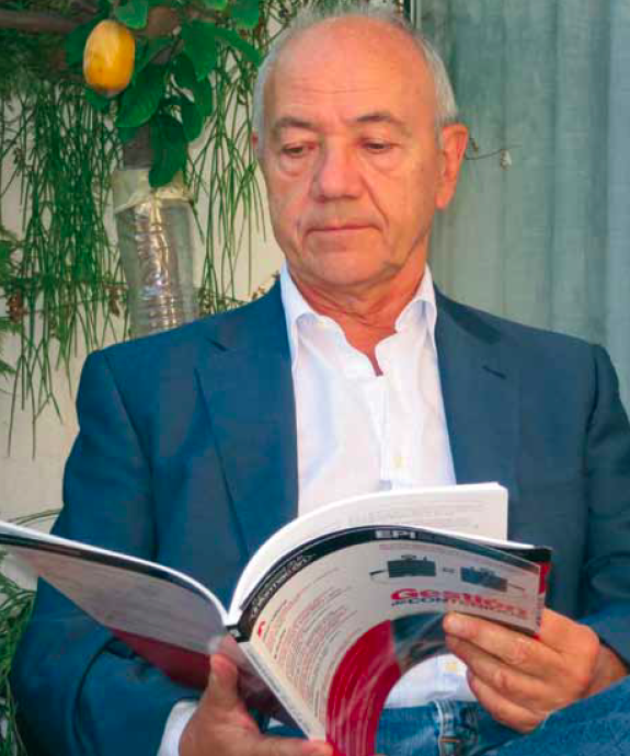 lluisanglada's tweet photo. 30 años de publicación ininterrumpida de la @revista_EPI !!!

Se celebra con una cartografía online que permite encontrar autores i materias de todo lo publicado desde su fundación (1992)

Lógicamente, @baiget aparece en el centro

https://t.co/JDNjTXP7h3 https://t.co/N6lFlQCK0V