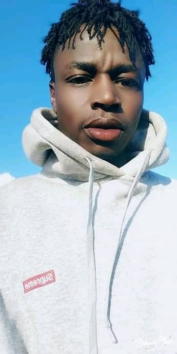 ClintonKeya8's tweet image. Pools care