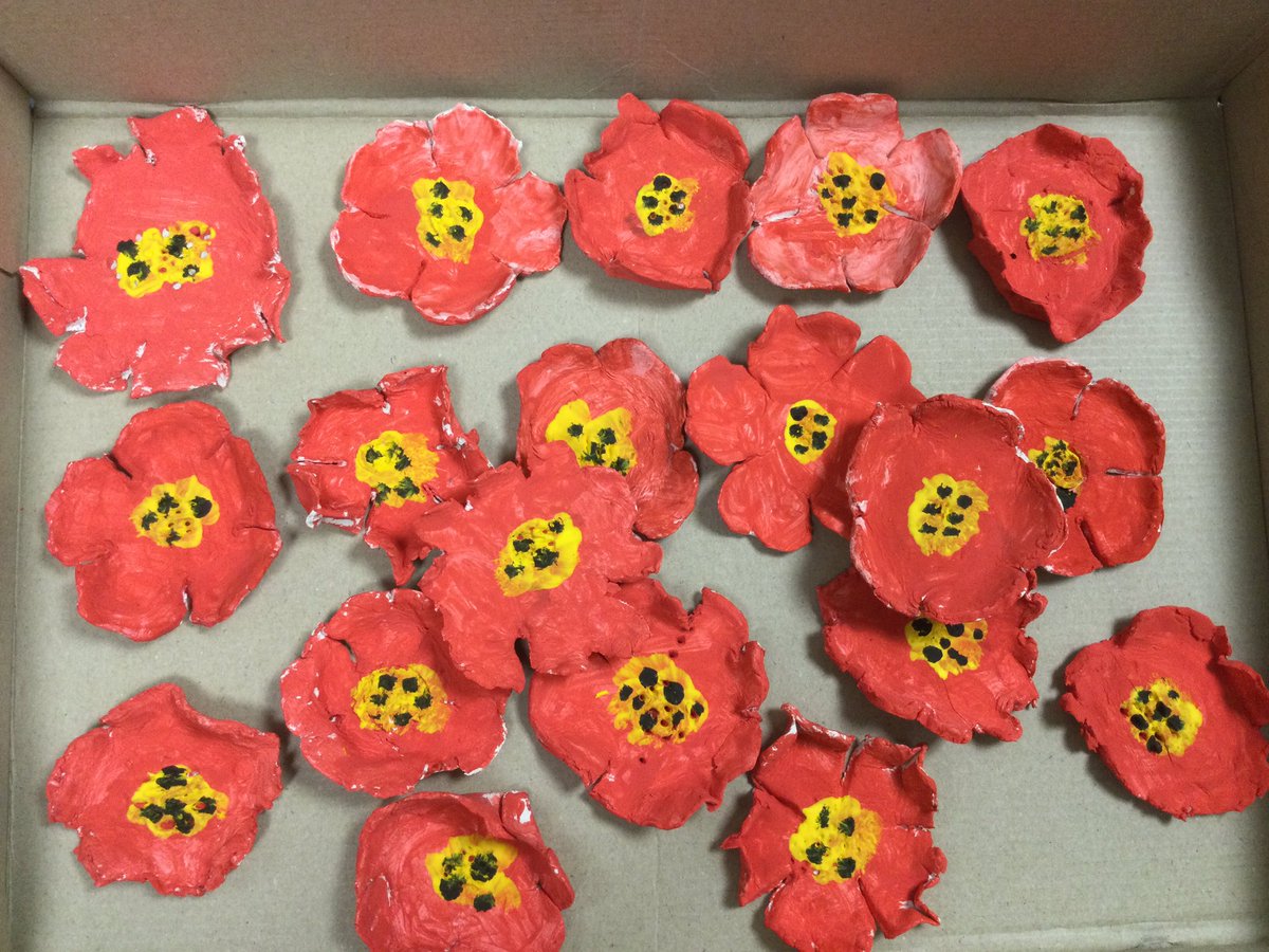 cashprimary's tweet photo. Year 3 Starley Class are proud to share their butterfly mood board and completed clay poppies #enrichment #trynewthingsTaylor #theJCway https://t.co/4xqfx4mUOw