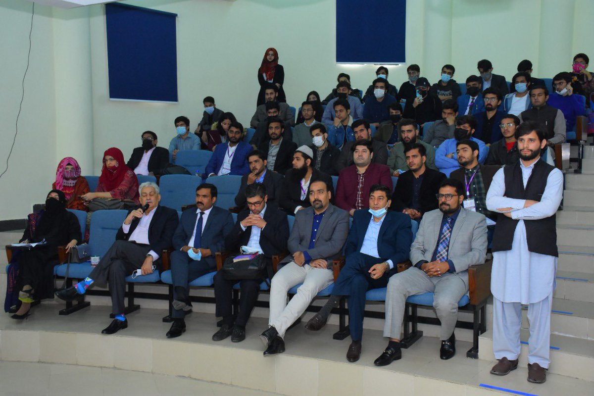 mbkhandr's tweet photo. t was an honour to be part of  PIDE-PSDE AGM and Conference. Chairing a Technical Session on Urbanisation, held in IMSciences Peshawar on Nov 24, 2021. A good step by the Pakistan Institute of Development Economics ( PIDE) for holding the event in Peshawar. https://t.co/BgFi6AfabV
