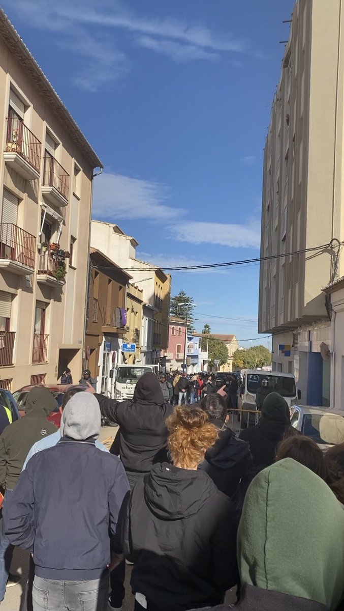 Arran_Alacanti's tweet photo. Hui a Pedreguer, amb @ArranMarAlta 

Poder popular per combatre al feixisme!✊🏾 https://t.co/FS0kfRzU1S