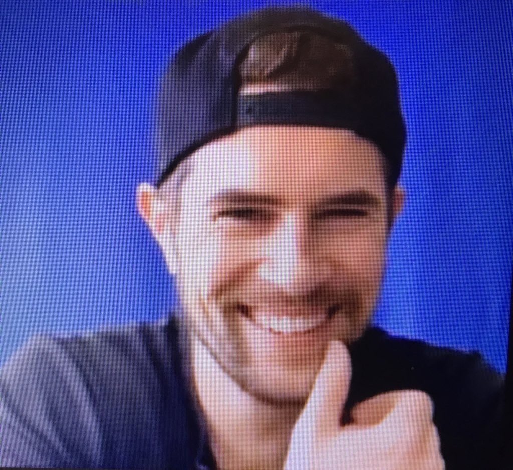 nasabuf's tweet photo. #dailydavid #davidberry #cantgetenough #cantgetenoughdavidberry #neverenough #neverenoughdavidberry #extraordinarilytalented #incrediblytalented #extremelytalented #remarkablytalented #sexiestmanalive, inside/out #sexiestman #humble #intelligent #witty #bestsmile #gracious #hotaf https://t.co/18Tag86pya