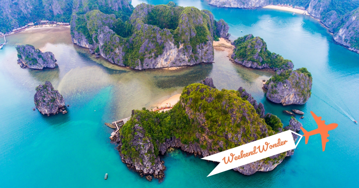 Halong Bay is a beautiful natural wonder in northern Vietnam  famous for its limestone karsts and almost two thousand islands and islets that dot the turquoise-green waters. 

#travel  #lovetravel #travelgoals #holiday #HalongBay #Vietnam #UNESCO #worldheritagesite
