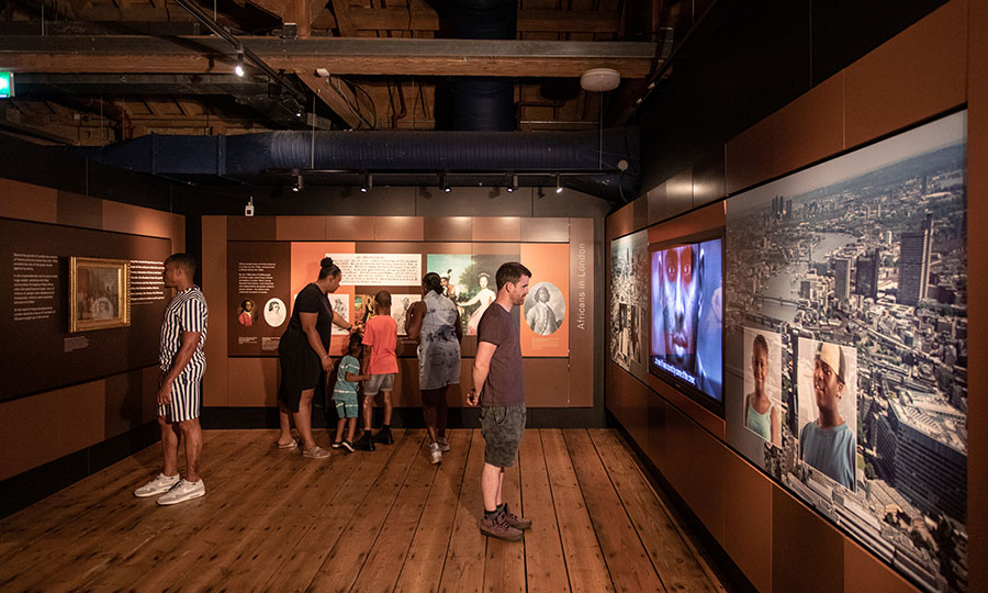 LDN_Museum's tweet photo. We're inviting you to help co-curate the London, Sugar and Slavery Gallery at Museum of London Docklands for our next display in Summer 2022. Since opening in 2007, the gallery has been a dedicated space for communities to comment on these themes.

https://t.co/xjwaqnfLNU https://t.co/6lTmUkXYQz