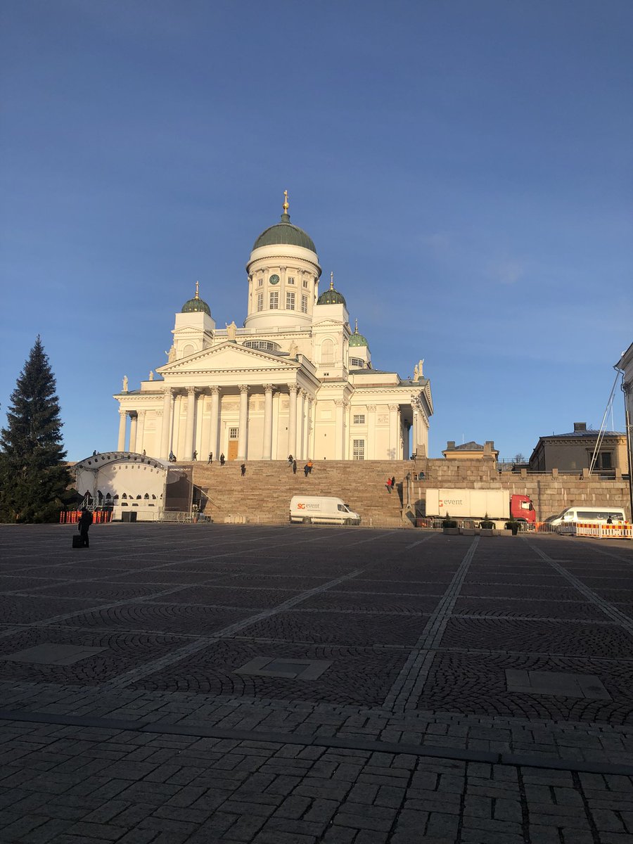 Beautiful Helsinki this morning with @nyronen for breakfast, @andganna for lunch and now @HKilpinen and @jcbarret for afternoon https://t.co/Nu2nDn3Aq6