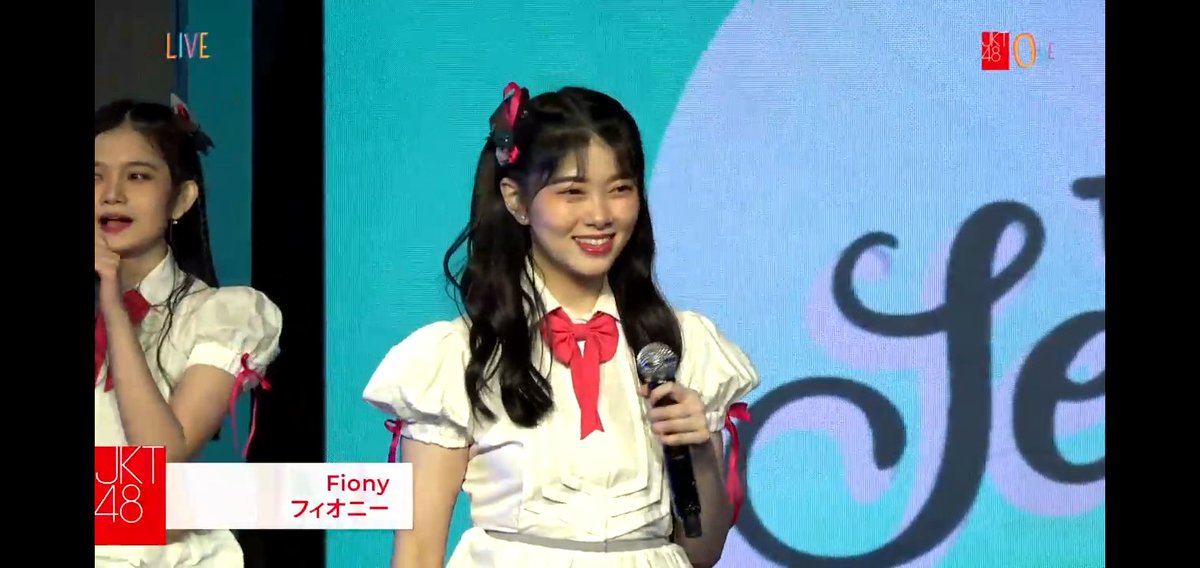a_dhec26's tweet photo. Makasih Show #TunasDiBalikSeragamJKT48 hari ini ๐ @A_FionyJKT48 @Symfiony spesial Graduation Miwaa #MiraLastCheckpoint โจ https://t.co/uzdFWgFwiH