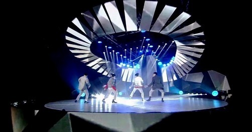 starlet_sn0w's tweet photo. 1500 sa vip, 2k sa svip yung ticket ng bgyo bini concert
Enzo Pizarro ang stage designer
#ALTSquadPlus https://t.co/DiJvxsFJQw