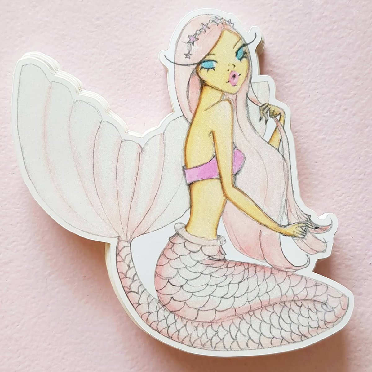 Happy #SmallBusinessSaturday !🛍 all my stickers (and everything in my #etsyshop) are 25% off 🥳 Thank you to everyone that has shopped the sale so far! 
Etsy.com/shop/josefinaf… ♡
Thank you <a href="/StickerApp/">StickerApp</a> for making my stickers 🤗