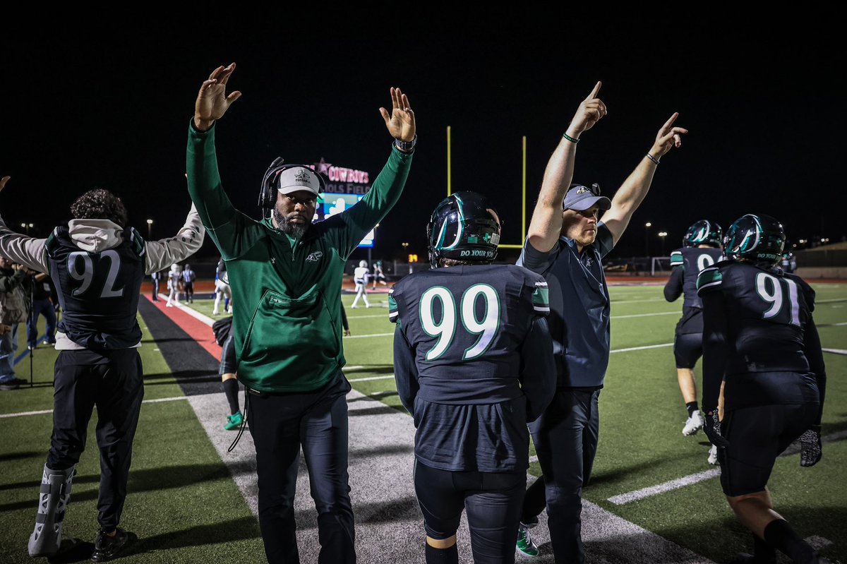 Tyrel_Lenard's tweet photo. When the offense is buzzing the tower so often that you can barely meet defensively, you just gotta throw it up.
Itβs Game Day in Lubbock!
Round 3 π¦
ππ₯«π΄ββ οΈ
#DYJ #NegativeGhostRider #PatternIsFull #AirMafia
πΈ: @Cedarbrookmedia https://t.co/nkWZABZkjo