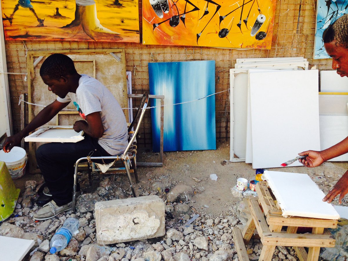 Ξ Tomorroia Ξ tweet media