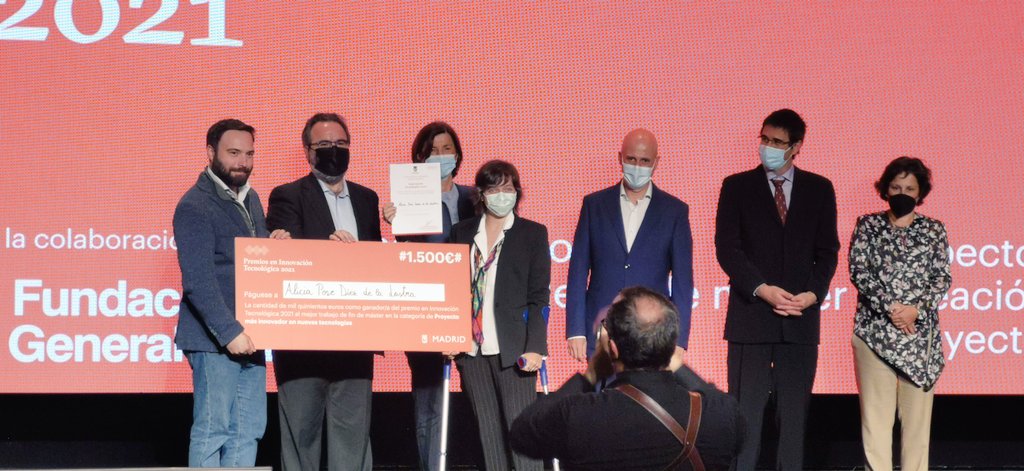 jpascau's tweet photo. Y finalmente, ¡@_alicia_pose_  es la ganadora del TFM más innovador en nuevas tecnologías! Enhorabuena también a su director @rafamoreta2. Puedes ver detalles de nuestra investigación en https://t.co/fLGSmKbanG https://t.co/FSMHiFERk5