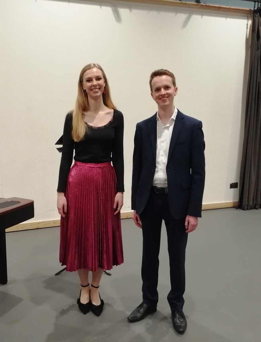 Had a great time performing a song recital with @morganawjmezzo at <a href="/TyPawb/">Tŷ Pawb</a> Wrexham this afternoon. A pleasure to be part of <a href="/NEWSinfonia/">NEW Sinfonia</a>'s Ten4Ten festival 🎶