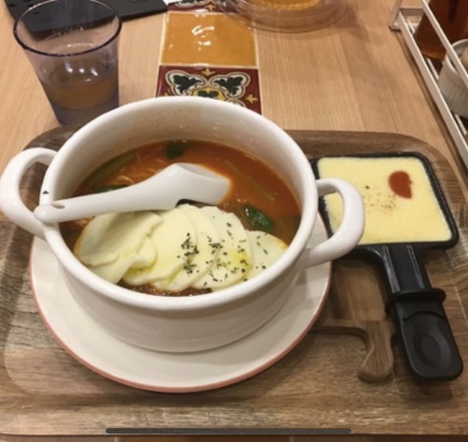 太陽のトマト麺withチーズ 新宿ミロード