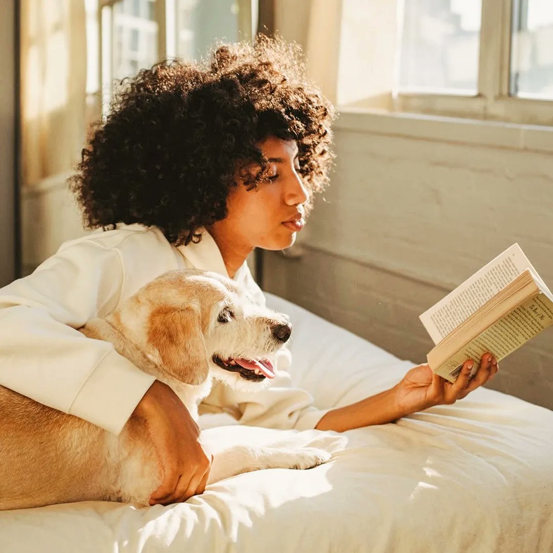 WarmThings's tweet photo. Grab your favorite book and plop yourself down for a day of #relaxation. 

Our Warm Things beddings will make sure that you and your furry #buddy are as snug as can be. 🐶

What kind of #pet do you have? https://t.co/dcJR9GkDAs