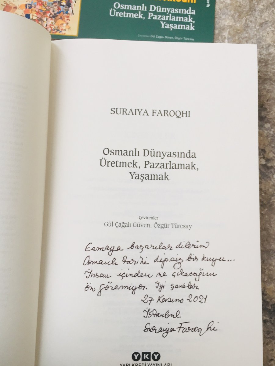 "Osmanlı tarihi dipsiz bir kuyu... 
İnsan içinden ne çıkacağını ön göremiyor."
Suraiya Faroqhi