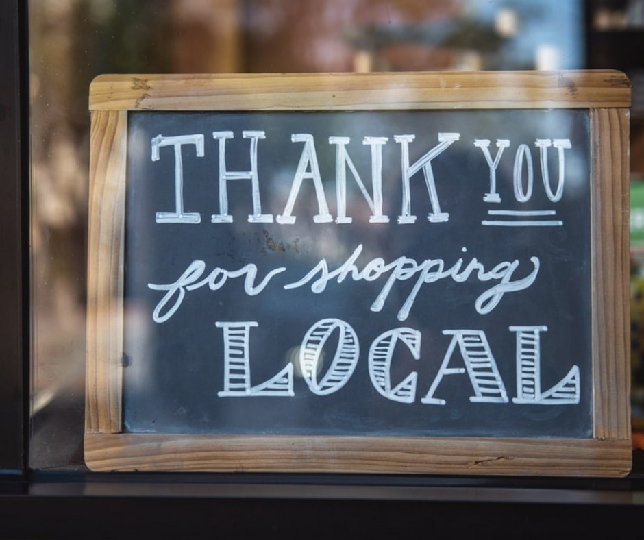 therajrpatel's tweet photo. SUPPORT YOUR LOCAL BUSINESS!
In the age of Black Friday and Cyber Monday, it’s easy to skip over the mom-and-pop shop for the big box store or online retailer.
#shoplocal #shopsmallbusiness #smallbiz #smallbusiness#smallbusinessowner #smallbusinesssaturday #supportlocal https://t.co/B7mV1av8jc