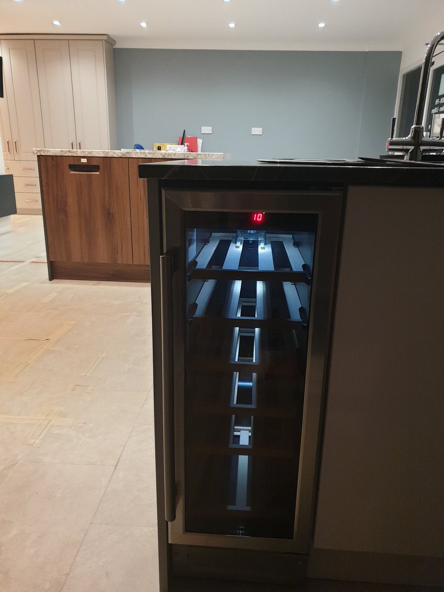 dreamdoorsnch's tweet photo. A new showroom will be coming soon to our shop in Chalfont Walk... changes have already started with a new wine cooler and a little bit of paintwork started... come over in January and enjoy viewing the full refit... https://t.co/7ffeD8eced