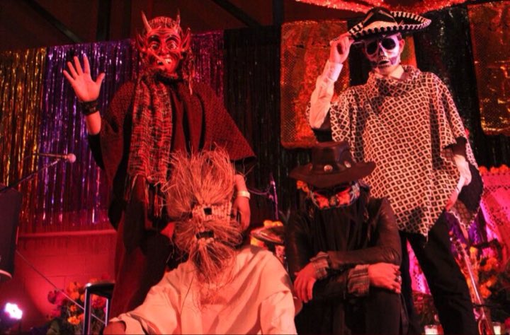 Y los muertos se levantaron, descubre porque? en esta nota que nos hicieron nuestros amigos de <a href="/FrecuenciaGeek/">Frecuencia Geek</a> 

frecuenciageek.com/los-muertos-se…

#SéParteDelRitual #TodosSomosDiablocalavera #kiwiRecords
#Diablocalavera 
#2DeNoviembre
#Mascaras
#MéxicoEsCultura 
#MúsicaAlternativa