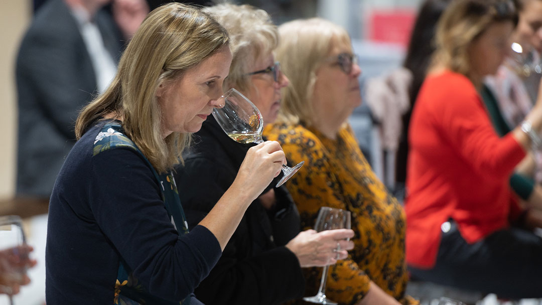 Brad from <a href="/winetimelondon/">Winetimelondon</a>  explains the perfect wine pairings for Christmas Day 

Get your tickets for the last day of Eat &amp; Drink Festival Christmas to find more expert demos on the Christmas Kitchen stage, sponsored by <a href="/BoschUK/">Bosch UK</a> and Tassimo - bit.ly/3BqK7J0