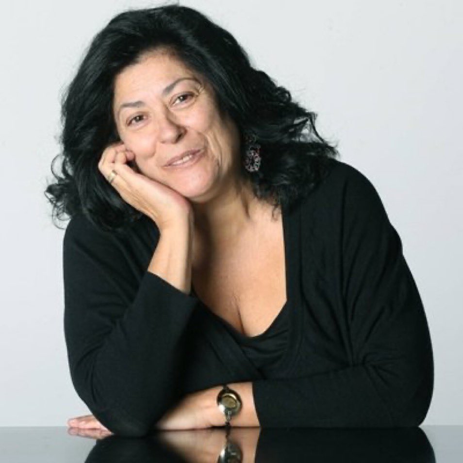 Muere Almudena Grande, una de las grandes escritoras de nuestro tiempo. Triste y frío sábado para la literatura y nuestras vidas💔. DEP.