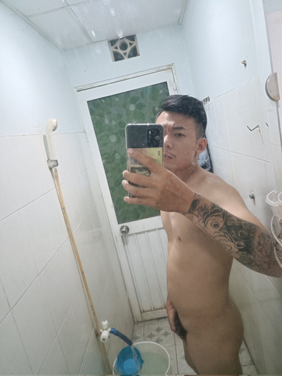 Si55573641's tweet photo. Đểu như này ai mà thích,
Nói chứ hiền lắm nha làm dị thôi https://t.co/Vvs4Fthjct