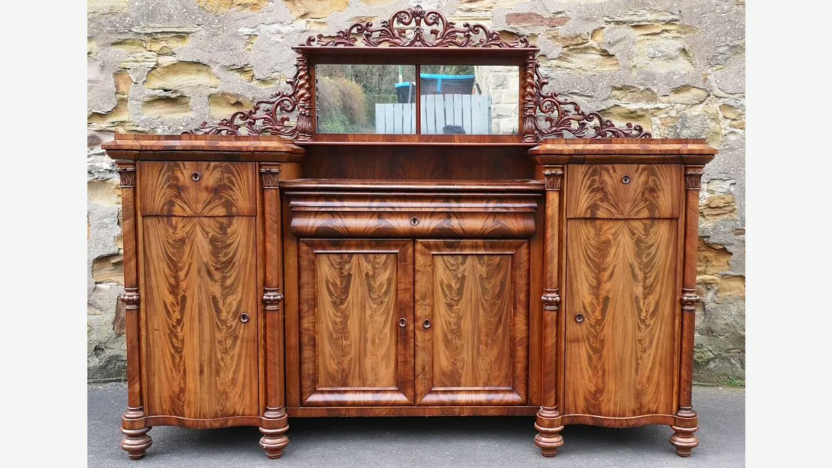loveantiques's tweet photo. Here we have a 19th Century Biedermeier Figured Mahogany Chiffonier / Sideboard for sale from Harry Raine Antiques: https://t.co/heBy8FDWra
#antiques #antiquesdieboard #sideboard #antiquefurniture #chiffonier #loveantiques https://t.co/blkVuMcr7w
