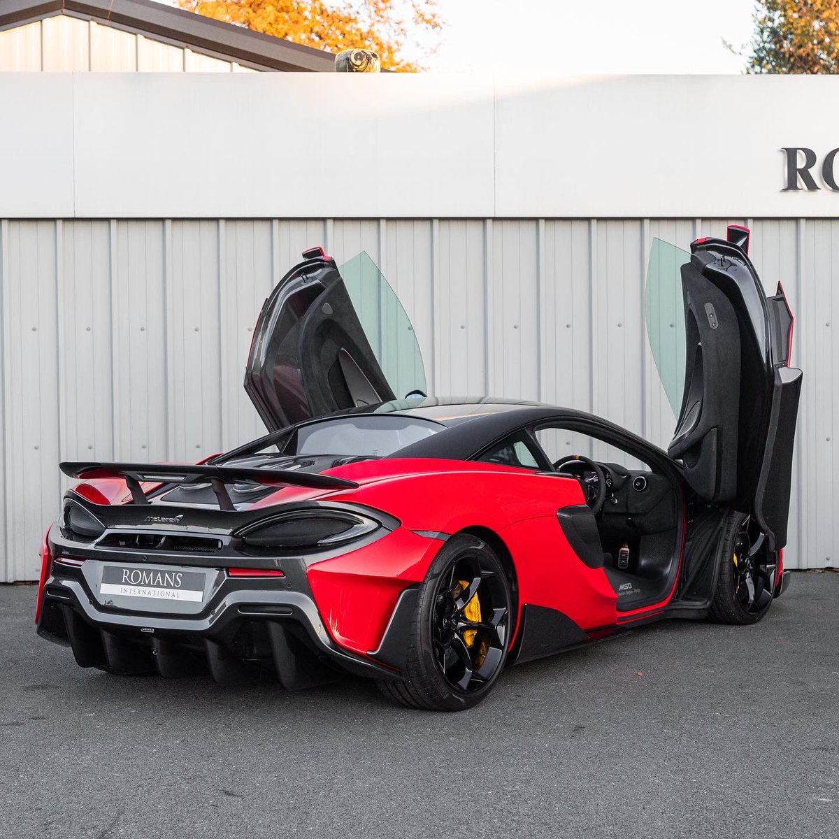 RomansCars's tweet photo. Next up, The McLaren 600LT! This rather special arrival is a 1 of 20 ‘Apex Collection’, which celebrates the high-speed cornering capabilities of the 600LT at different tracks around the world. This particular example of course, represents Belgium!#ExceptionalExamples https://t.co/OtD1M38BEN