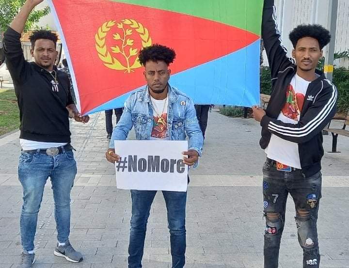 IseralYpfdj's tweet photo. ልዕሊ ማንም  ሃገረ
መንእስያት ሓደ ልቢ  ልዕሊ ዝኾነ ነገር  ዘቀድሙ ሃገርን ሃገራውነትን  ዝዕጥቆም ብኣላይነት  ሓሳብ  ካብ ውሽጦም  ዝፍልፍል ግበር ዘይኮነስ ብሕልንኦም  ንሃገራውነቶም ዝስየፉ  እዛ ሃገር ዕድለኛ እያ ስማ  ከጸውዖ ክብረታ ዝሕልው!! https://t.co/RSY6xsYYv1