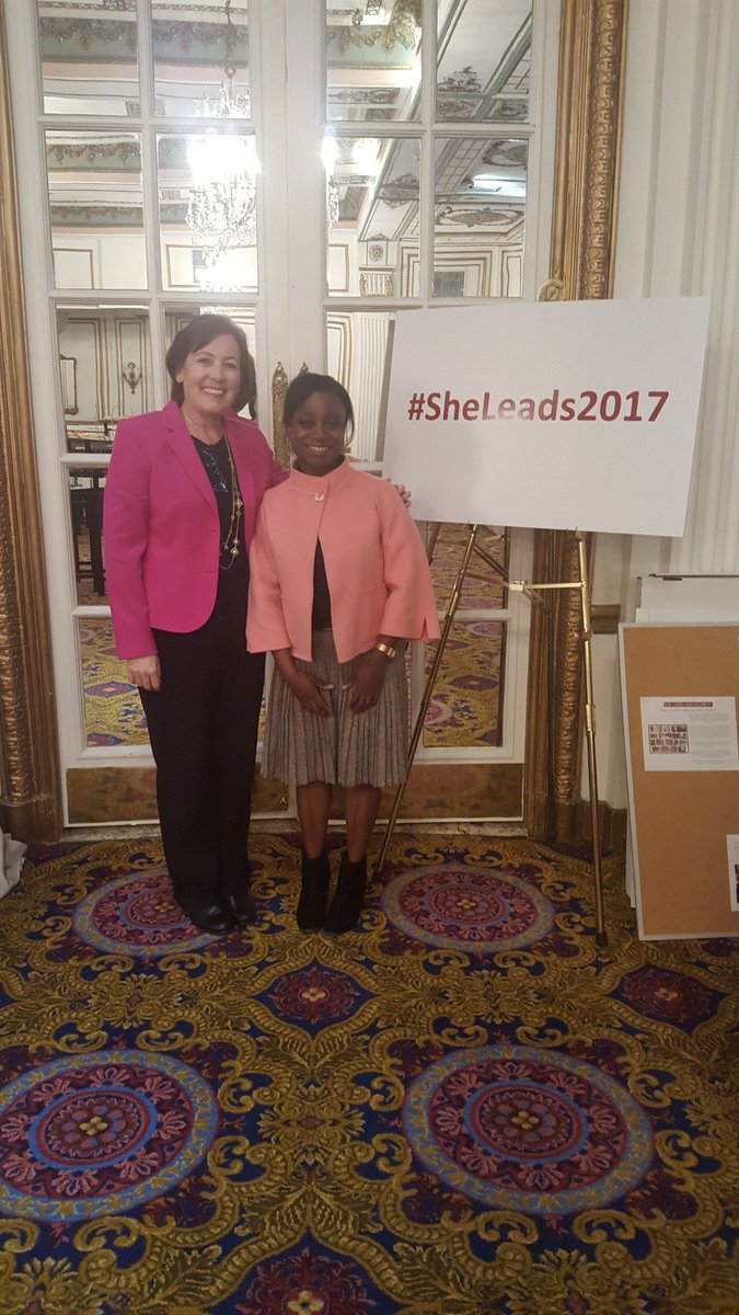 philoasantemd's tweet photo. #HowItStarted
In 2017 I met @JulieSilverMD at #SheLeads2017, her signature @HarvardMed Women's Leadership course. She has been a great #mentor & #sponsor ever since.
Folks, your mentors & sponsors don't have to look like you! They just have to care about you and your success! https://t.co/DhgKF2I266