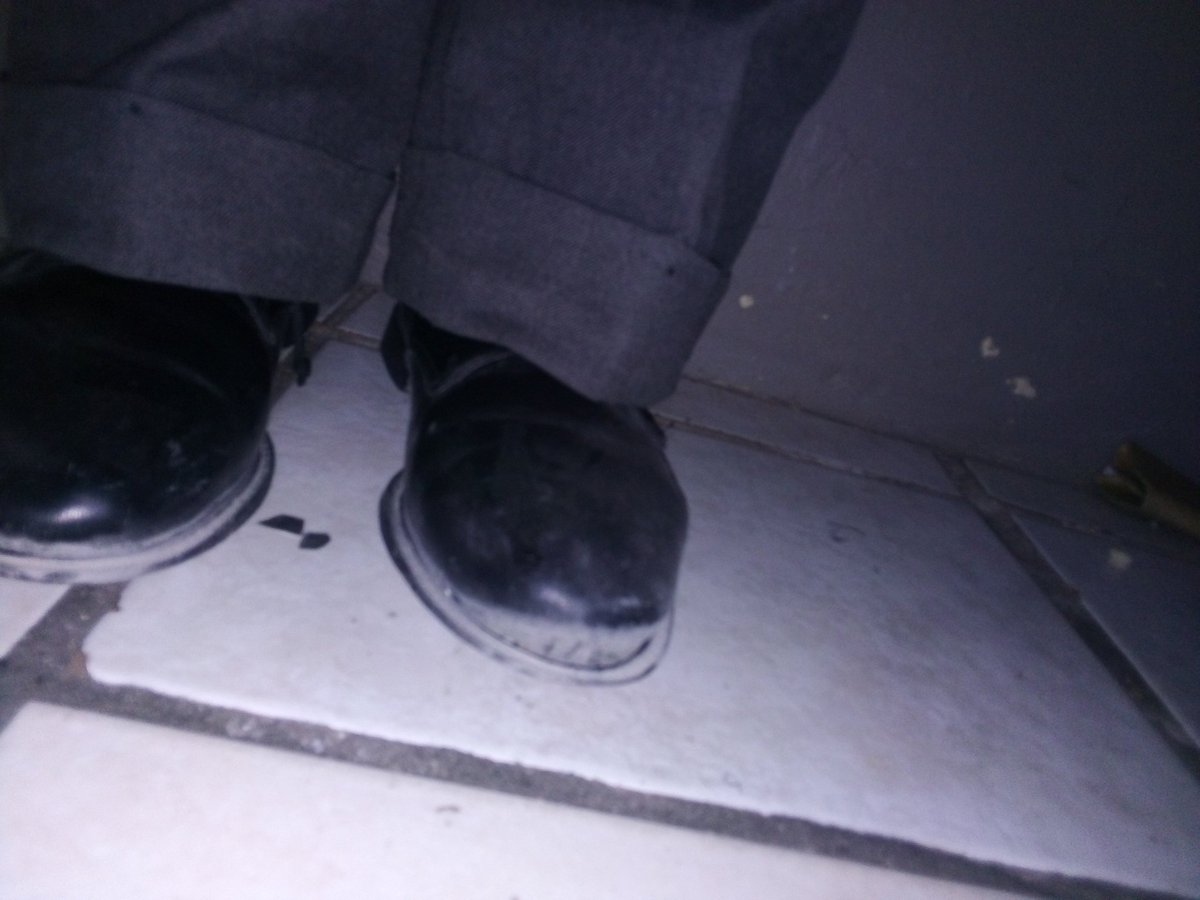 Vee_slayer02's tweet photo. Hi this is my 13 year old son he is starting high school in January, his shoes are broken and needs white shirts for the new school. Im pleading for help with uniform I'm an unemployed single parent his father passed away 2011,  please help  😭🙏
Natasha #FamilyMeeting https://t.co/BiMZJKHeM8