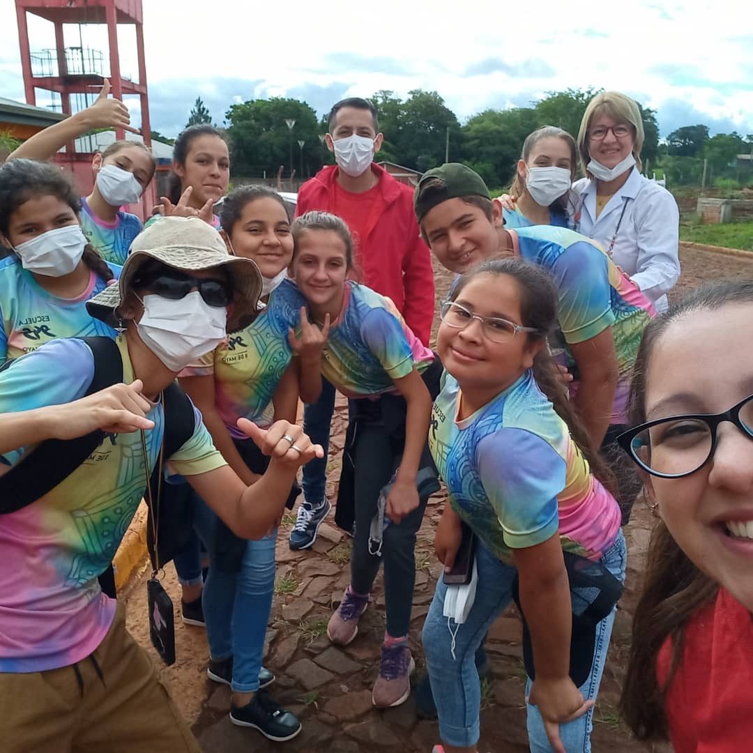 DsYeny's tweet photo. Un día super lindo para despedir a mis hermosos niños. 
Ya se termina esta etapa y comienzan nuevos desafíos...
Los quiero mis estudiantes de 7mo Grado 2021 https://t.co/B2EdfgNyPa