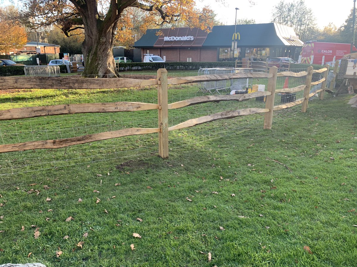 jbsfencing's tweet photo. Chestnut post and rail fencing at McDonald’s . Materials from @avsfencing https://t.co/bfOi9g5cDP