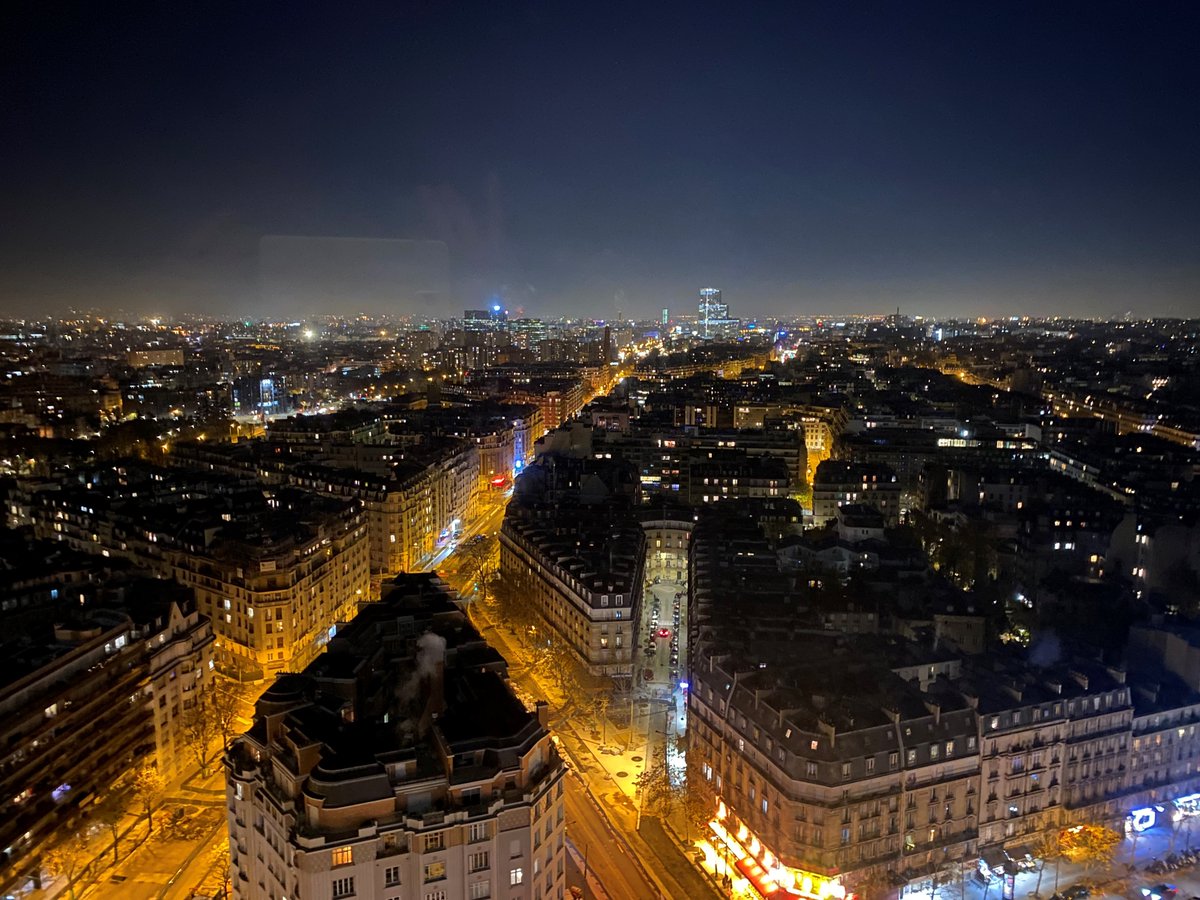 adfasso's tweet photo. Paris, son art de vivre, ses monuments...et son #CongrèsADF2021 ! C'est fini pour cette année. Merci à tous d'être venus si nombreux. RDV l'année prochaine du 22 au 26 novembre pour le #CongrèsADF2022. https://t.co/l3ThQuHzeO