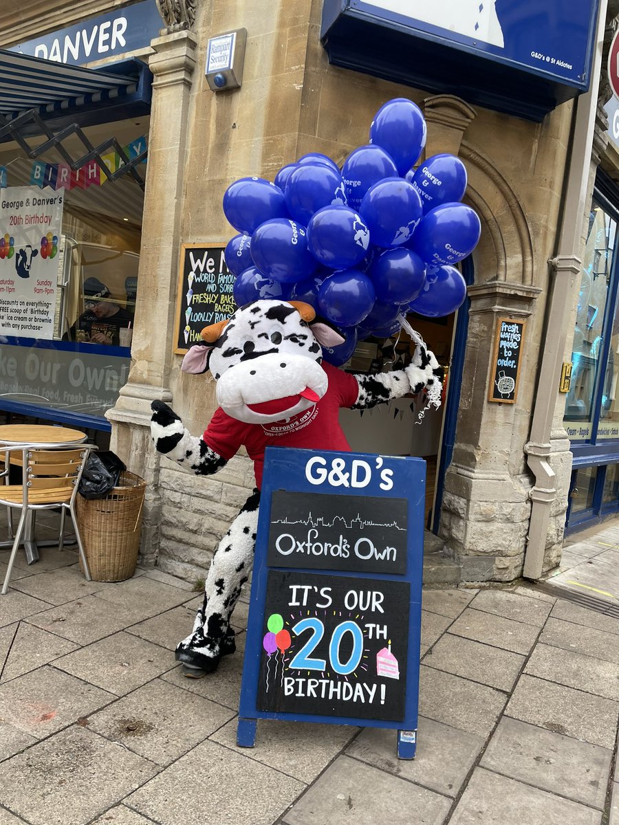 GDCafeox's tweet photo. ITS GEORGE AND DANVERS 20TH BIRTHDAY https://t.co/Bc3HyKCFfr
