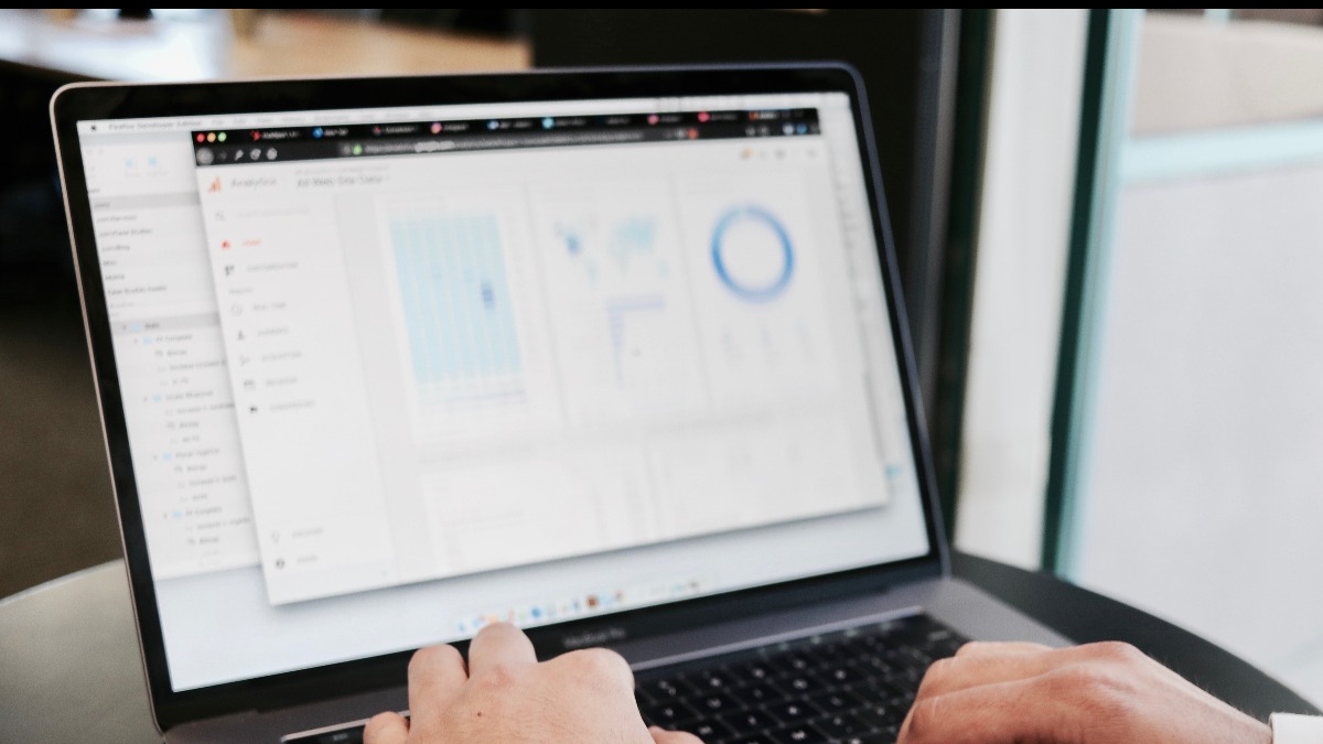 mediabrains's tweet photo. How to ensure your offer is solid 👍 

1. Are you solving a problem for a specific segment of the market❓ 
2. Is there a particular demand for what you're offering❓ 
3. Are you offering your market value❓ https://t.co/HJBVcR5gu6