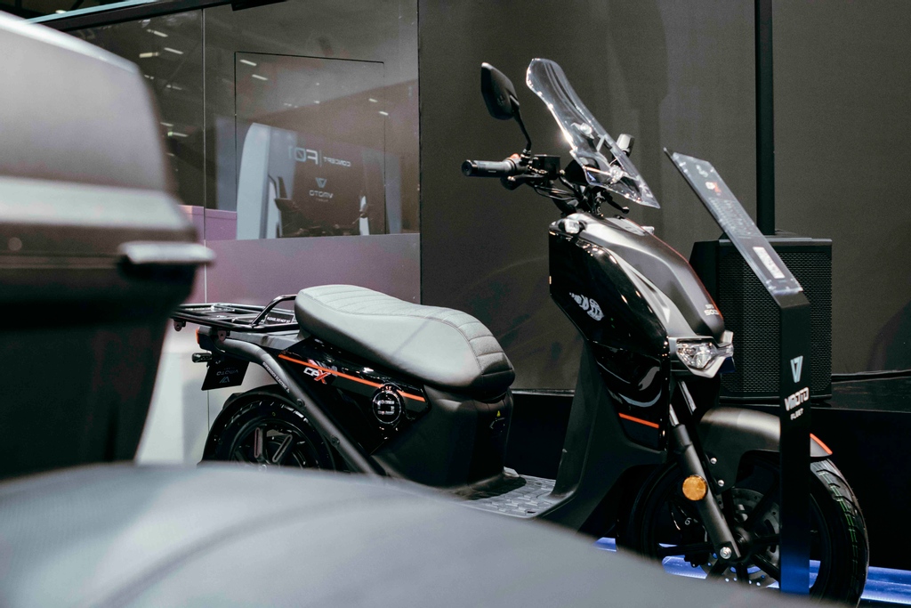 vmotosoco's tweet photo. Super Soco CPX.

Vmoto - HAPPINESS IS A JOURNEY⁠
⁠
We are live @eicmaofficial 2021!⁠
⁠
Come find us at Hall 22 - Booth T21.⁠
⁠
#EICMA #RoadToEICMA2021⁠
#Vmoto #VmotoSoco #VmotoSocoEV #SuperSoco #electricvehicles #electriciscool⁠ https://t.co/DrXNi0lQGl