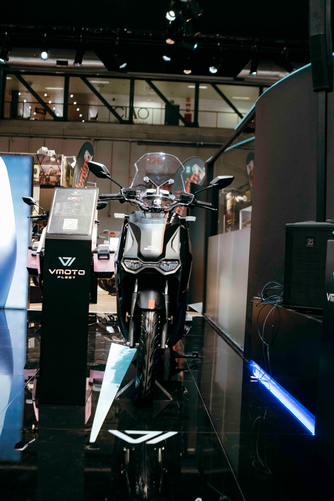 vmotosoco's tweet photo. Super Soco CPX.

Vmoto - HAPPINESS IS A JOURNEY⁠
⁠
We are live @eicmaofficial 2021!⁠
⁠
Come find us at Hall 22 - Booth T21.⁠
⁠
#EICMA #RoadToEICMA2021⁠
#Vmoto #VmotoSoco #VmotoSocoEV #SuperSoco #electricvehicles #electriciscool⁠ https://t.co/DrXNi0lQGl