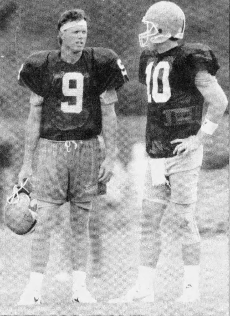 November 27, 1995: QB Shuffled Out🏈
#Browns release 'punk' QB Jim McMahon. 3rd string to Vinny T & Eric Zeier (pic), never threw pass in CLE. Belichick: he is 'obviously not in long term plans of team'. Signed,released,re-signed,re-released;not happy w/ Coach Bill #PunkyBrewster