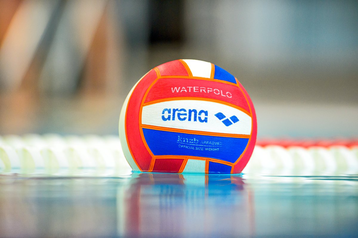 waterpoloNL's tweet photo. Alle wedstrijden waarbij volgens de wedstrijdplanning in Sportlink de eindtijd na 16.30u is, worden afgelast. Dit wordt z.s.m. zichtbaar in je app. Een uitzondering geldt voor de Topcompetitie.

Neem voor vragen contact op met het wedstrijdsecretariaat van je vereniging. https://t.co/poozAmNz4e