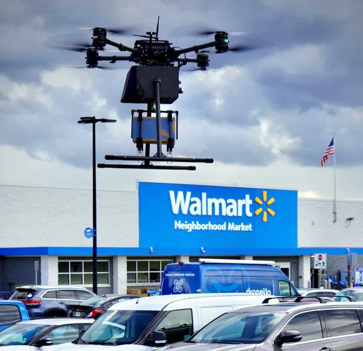 3icdrone's tweet photo. Interesting to see @Walmart drone delivery rapidly becoming a reality.  In partnership with drone technology and services provider #DroneUp Walmart drone delivery is launching three full-time DroneUp airport “Hubs.

https://t.co/mB5GOH0bf3 https://t.co/aVhSMvo940