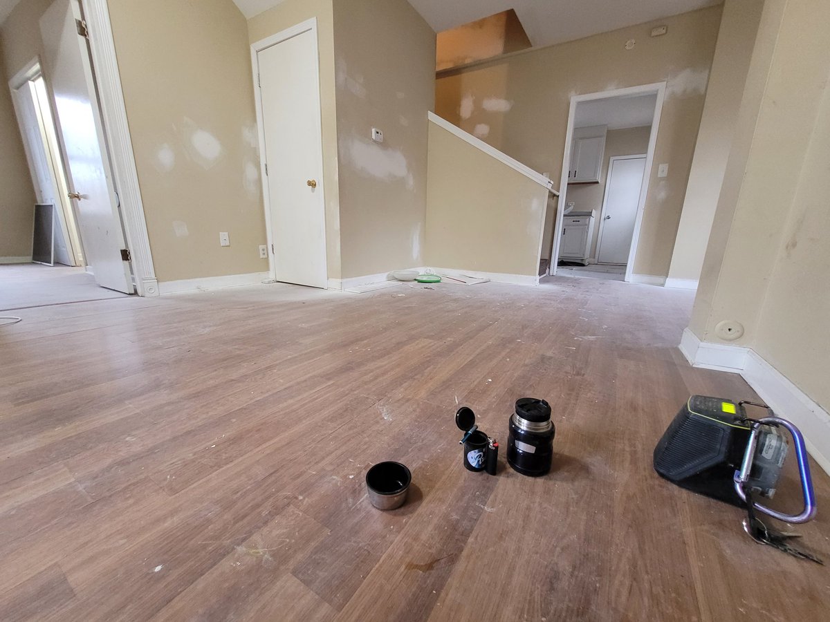 Let's_Explore tweet media