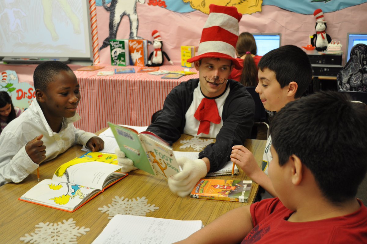ElemTeach81's tweet photo. And people say 5th graders are 'too mature' for Seuss!
Take this:
#satchat #satchateu #edugladiators #822chat #leadupchat #educhat #grinch #nt2t #pd4uandme https://t.co/vOtXvIzkTD